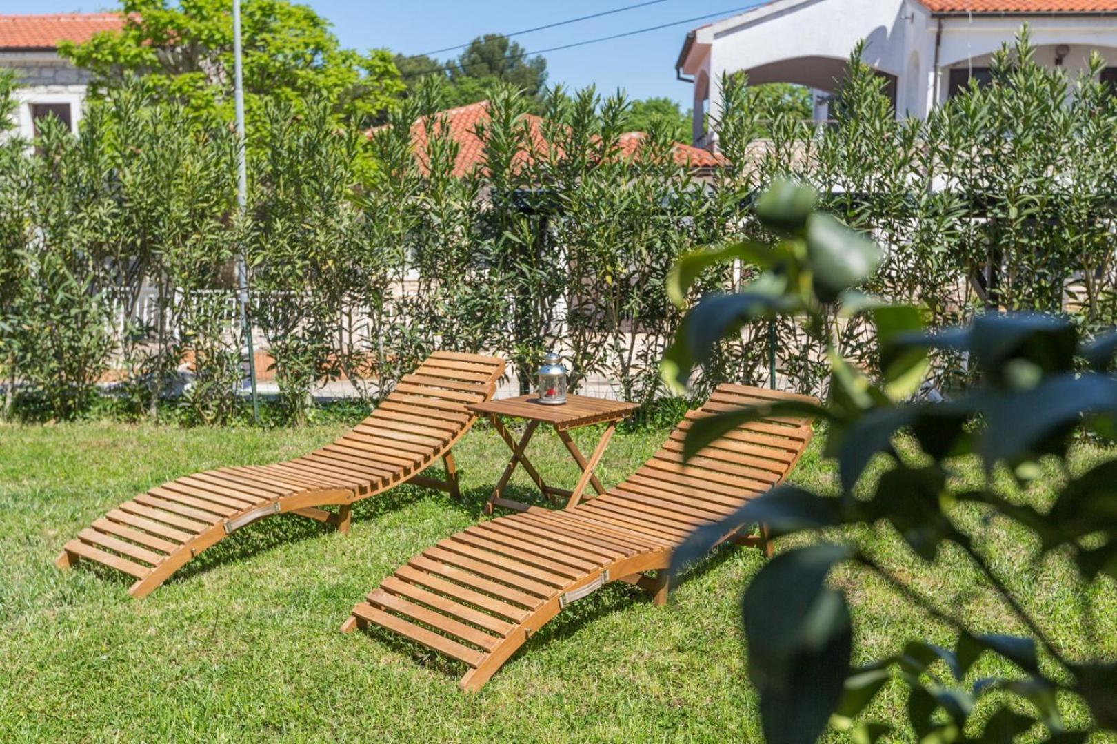 Ferienwohnung Riva Garden Exclusive Funtana Exterior foto